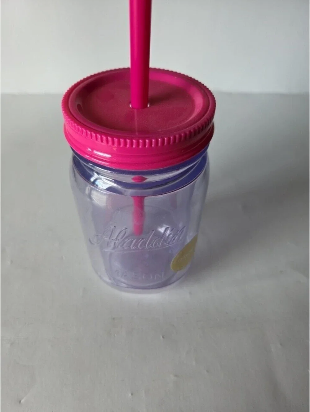Aladdin Plastic Mason Jar 20 oz with straw - clear plastic and pink lid SG2